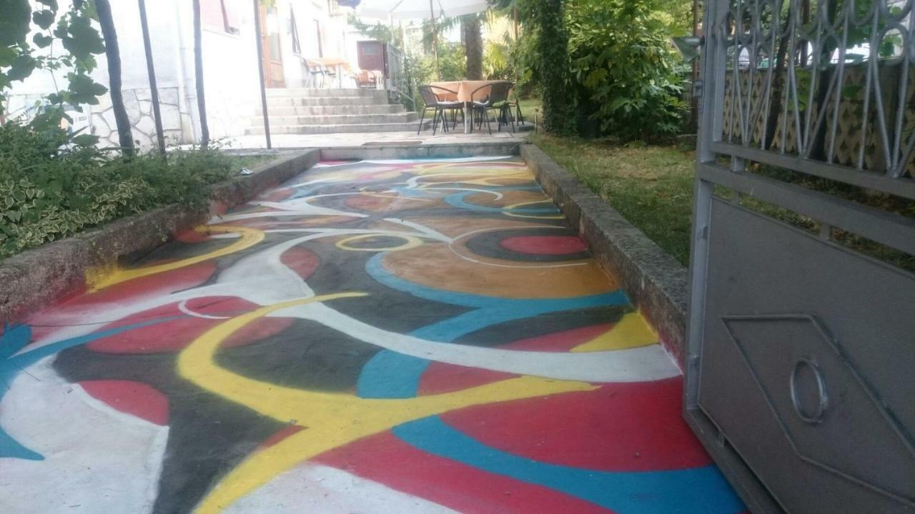 Guest House Lovric Porec Esterno foto
